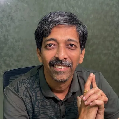 Manish Raje, Co-founder & Director at YHWorks